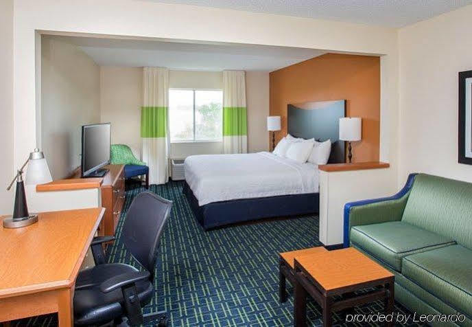 Fairfield Inn Middletown Monroe Экстерьер фото